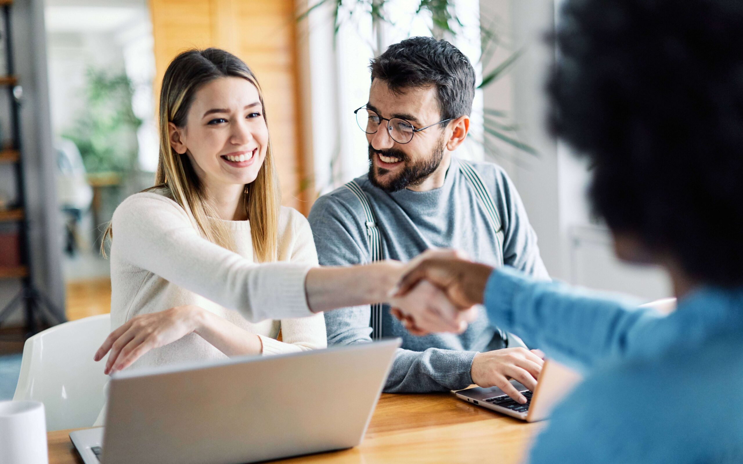 Florida couple meeting their mortgage loan officer
